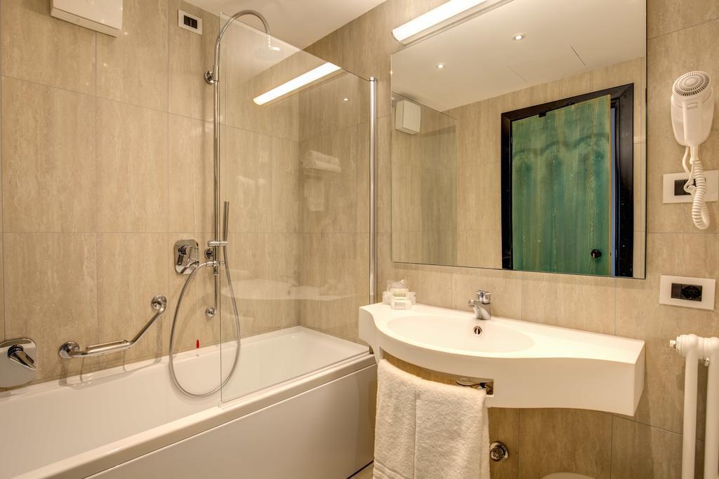 Albergo Firenze Como Ngoại thất bức ảnh
